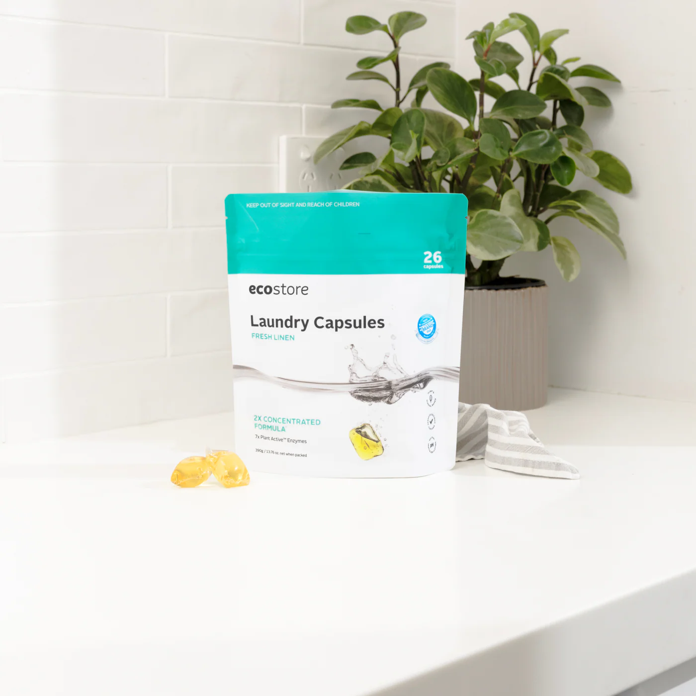 Fresh Linen Laundry Capsules Pouch - Image 3